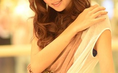 两条腿中间的扇贝长什么样